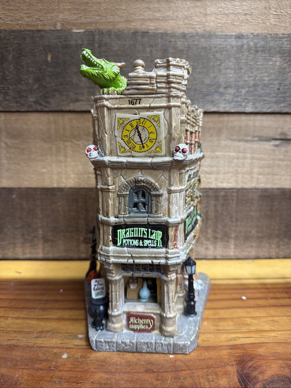 Lemax Spooky Town Dragon's Lair Potions & Spells Corner-type Design In Box